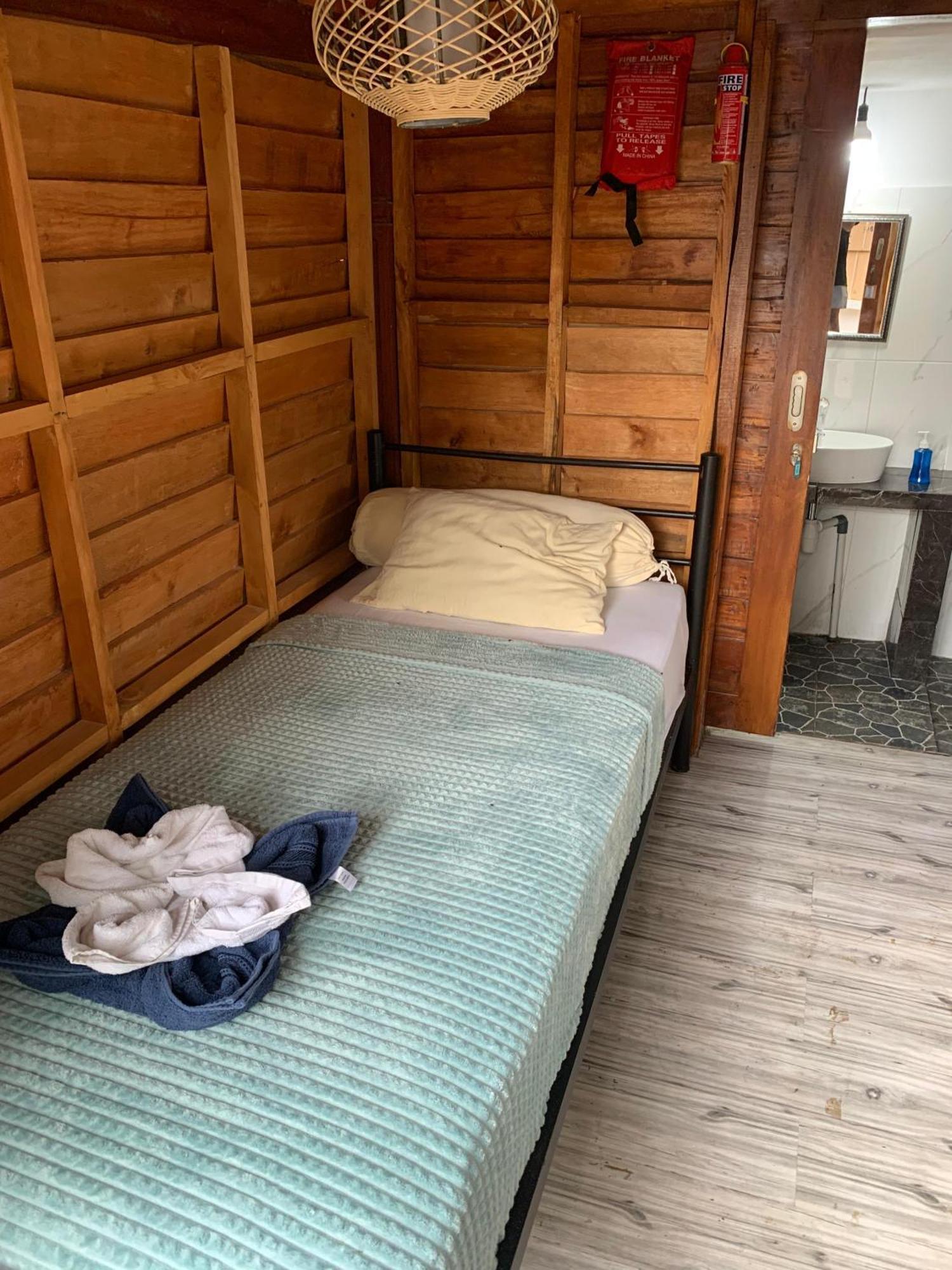 Gili Davidoff Upstairs Budget And Deluxe Gili Trawangan Eksteriør bilde