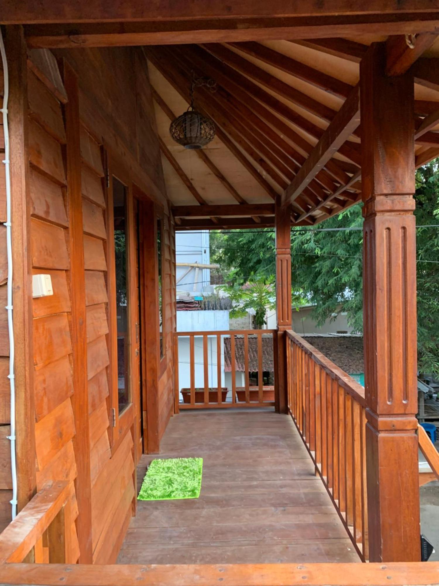 Gili Davidoff Upstairs Budget And Deluxe Gili Trawangan Eksteriør bilde